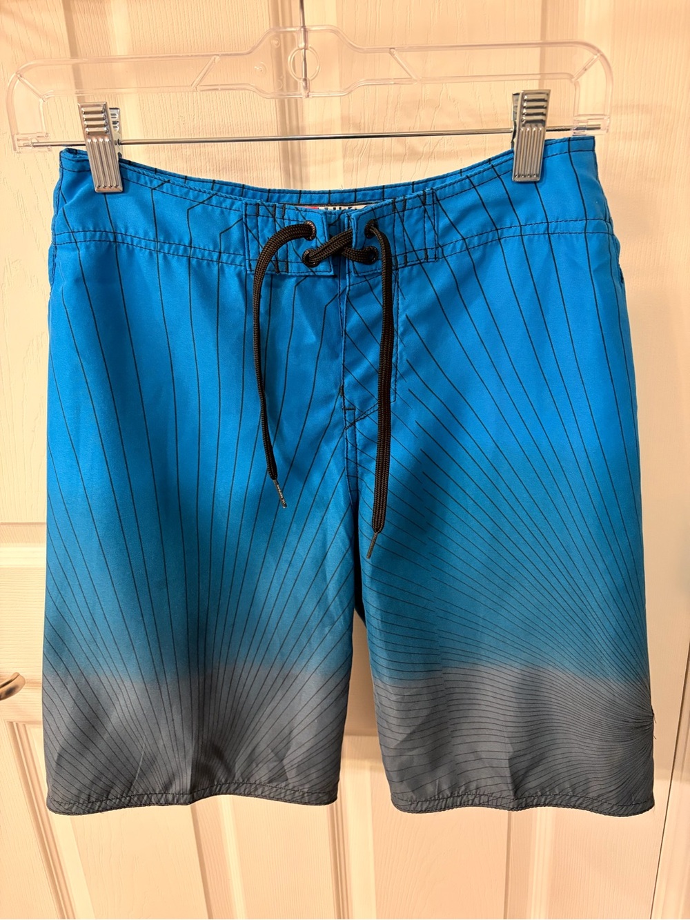 Micros Men's Blue to Gray Gradient Swim Board Shorts with Pinstripe Rays